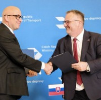 Česko a Slovensko posilují spolupráci na železnici. Memorandum podpoří i vysokorychlostní spojení