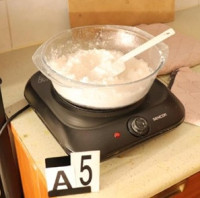  V pražském bytě vařili pervitin