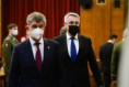 Premiér Babiš poděkoval vojákům za pomoc v boji s epidemií