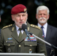 Armáda České republiky má nového náčelníka Generálního štábu, je jím generálporučík Miroslav Hlaváč